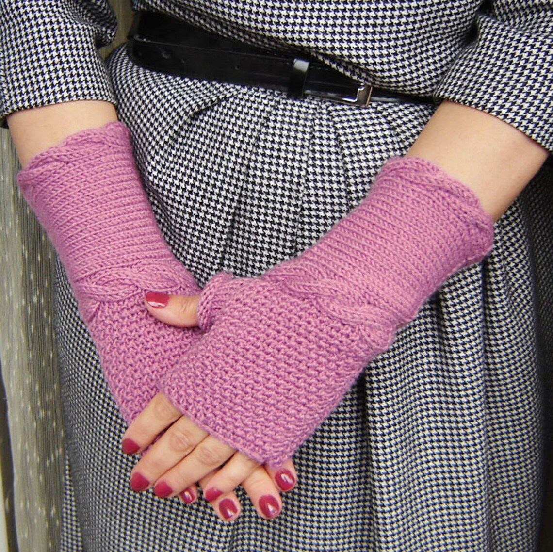 Lilac Fingerless Gloves. Etsy