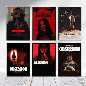 Puede incluir: Seis pósteres de película enmarcados titulados Obsession, con imágenes de terror oscuras en tonos rojos que incluyen una figura con flores, una persona sonriente, una silueta de mano, una escena de dormitorio y otros personajes.