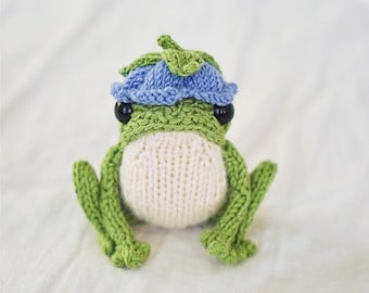 Pattern - Flower Cap for Frog or Doll