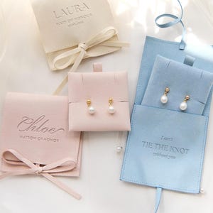 Coffret de boucles d'oreilles en perles pour demoiselle d'honneur, pochette à bijoux personnalisée, cadeau pour une demande en mariage, cadeau pour la témoin, cadeau de mariage, cadeau pour demoiselle d'honneur