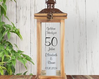 Lanterna personalizada para bodas de ouro – castiçal rústico de madeira e metal com gravação de nomes e data, presente para 50 anos de casamento – bodas de ouro