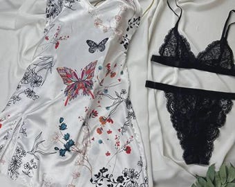 Tanga personalizada, conjunto de camisón de satén personalizado, conjunto de lencería de encaje, ropa de dormir nupcial, tanga con nombre personalizado, regalo romántico de babydoll