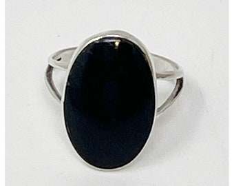 Vintage Artisan 925 Sterling Silver Black Agate Cabochon Dinner Ring Size 6.5