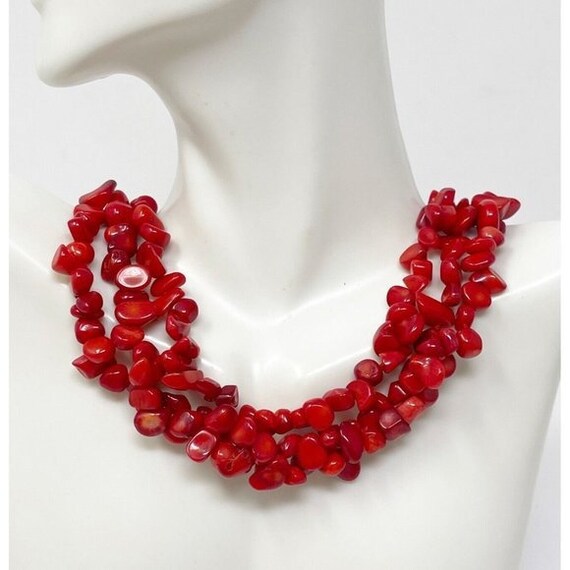 Lucoral necklace shop
