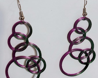 Collana e orecchini moderni a cerchio