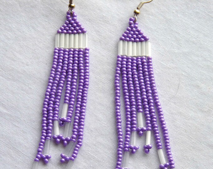 Dusty purple and white vintage handcrafted seed beed earrings