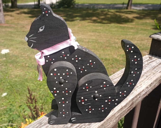 Vintage handcrafted wooden scroll saw country black cat shelf sitter with movable legs