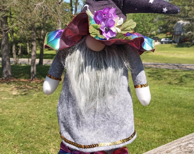 I wanta be a wizard free standing adjustable height 23 inch tall gnome