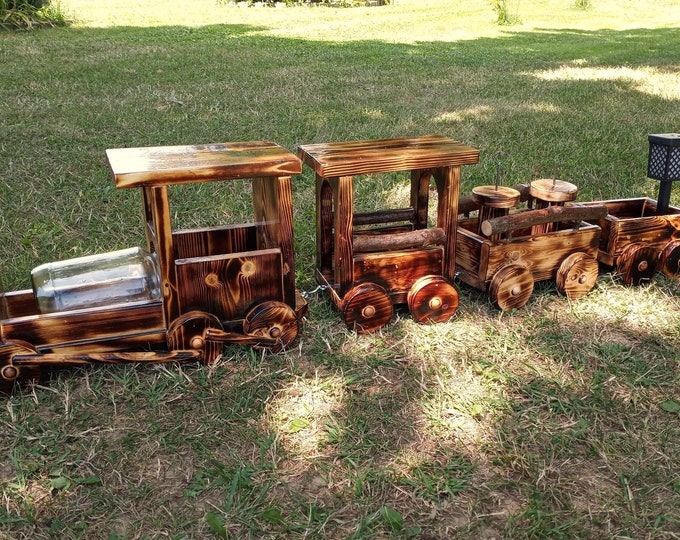 Reclaimed wood 4 PC train set squirrel/small animal feeder with solor light