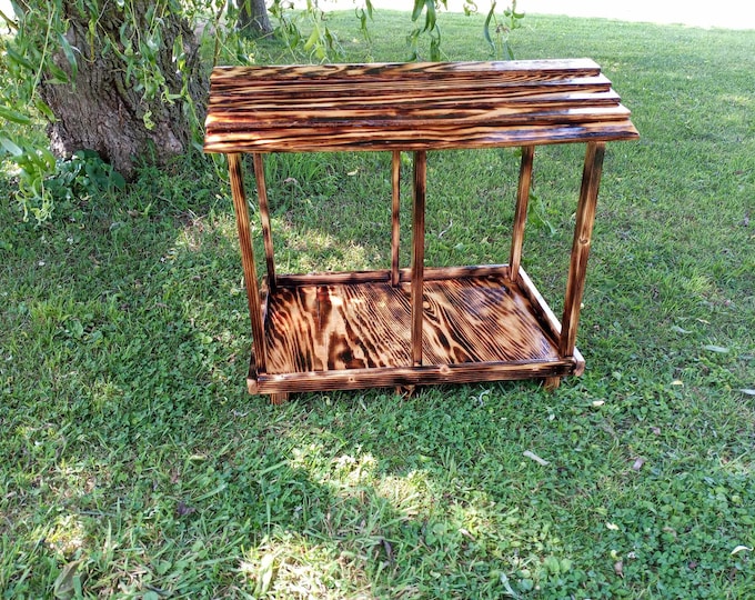 Extra large reclaimed wooden cat/small animal feeding station