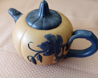 Yixing Clay Handmade pumpkin tea pot