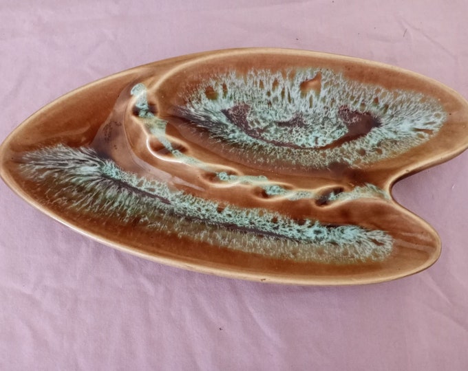 Vintage made in America brown glazed Art Deco round ashtray round or arrow shaped