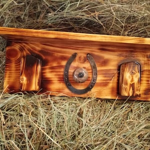 Handcrafted Reclaimed Wood Horseshoe Rack: Bridle, Coat & Hat Organizer