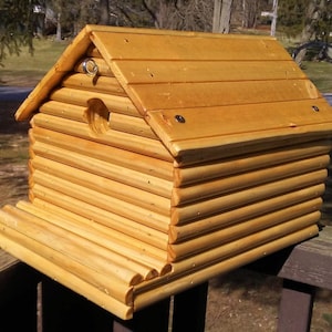 Reclaimed wood log cabin birdhouse