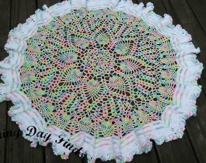 Super soft pastel colored round pineapple stitch baby afghan