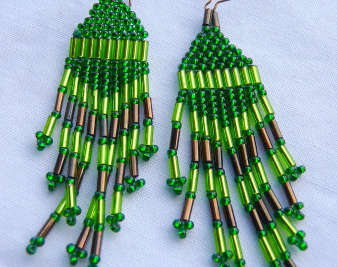 Vintage bronze and Green Seed Bead Earring handcrafted