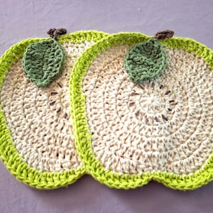 Green apple cotton potholder set