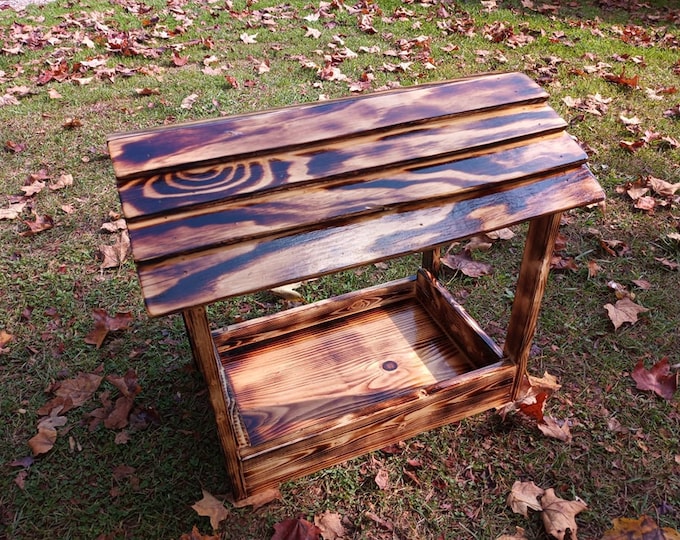 Large reclaimed wood open feeder for use on a post