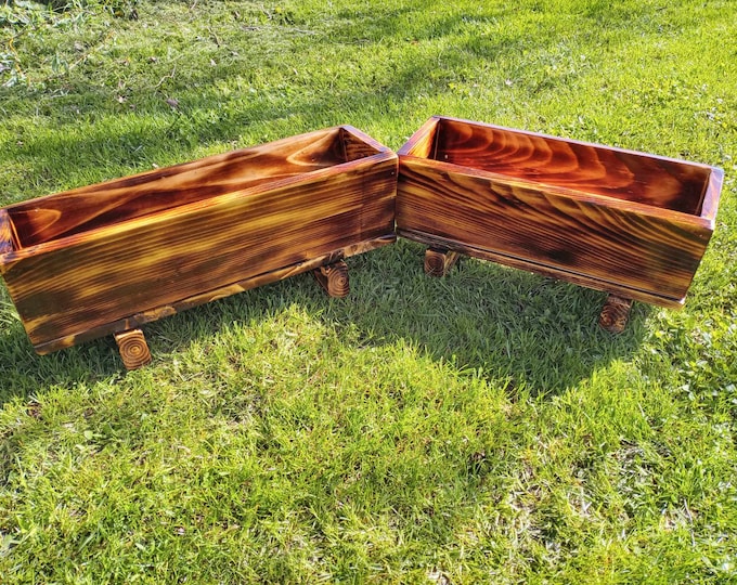 Rustic reclaimed wood planter box flower or vegetable porch tray