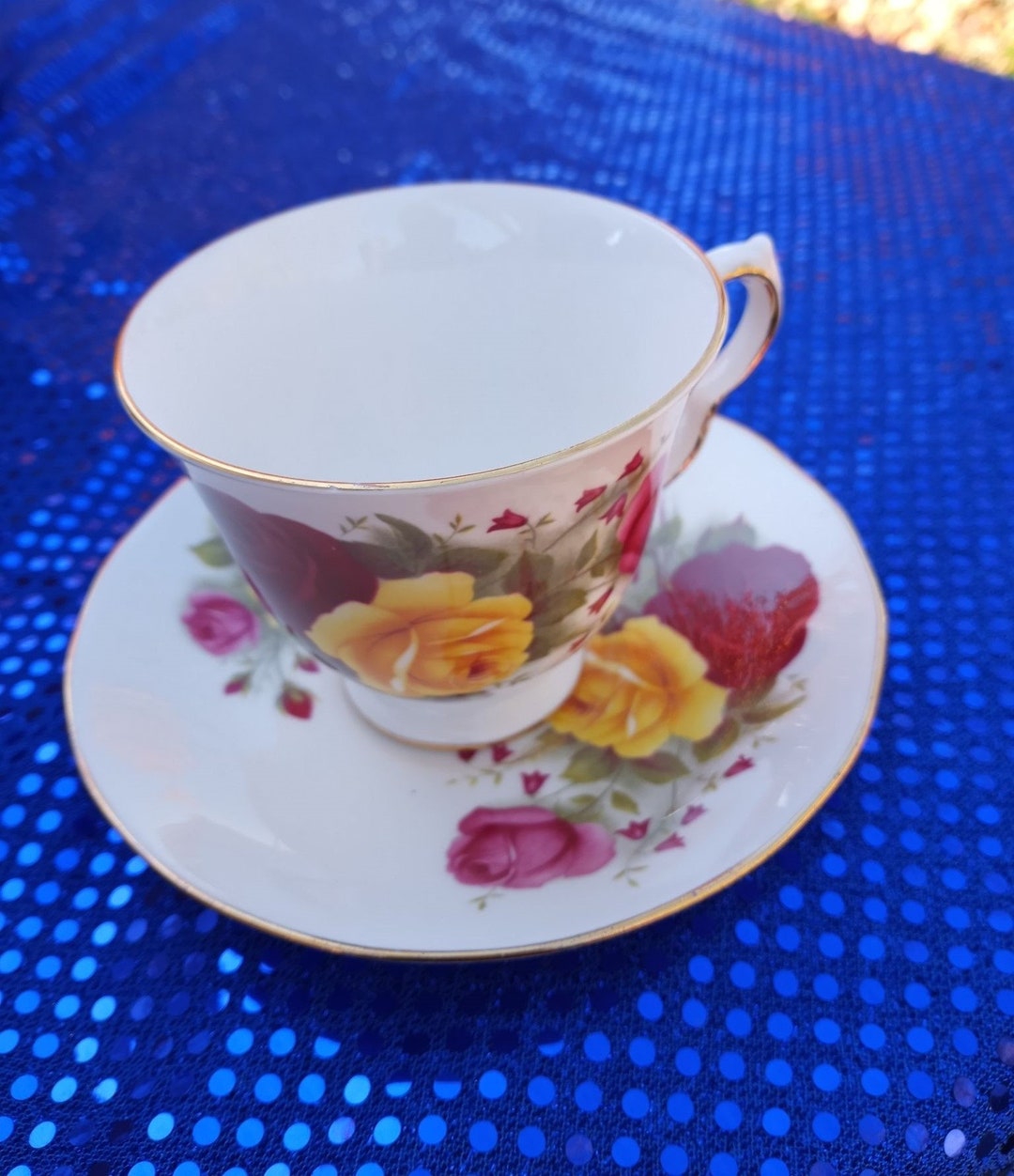 Vintage Queen Anne England Bone China Tea Cup & Saucer Set With Red and