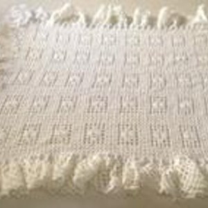 Hand crochet dainty baby blanket with ruffles and bows image 4