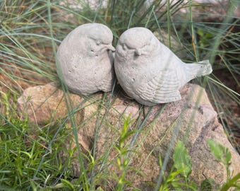 2 pieces set. Concrete birds. Small statues for garden.