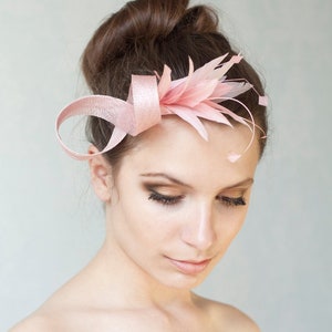 Powder rose fascinator with feathers, wedding feather headpiece in pale pink image 1