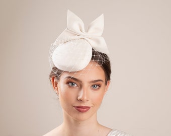 Bridal Pillbox Hat with Bow and Netting, creamy ivory Bridal Bow veiled Hat, Millinery Wedding Hat