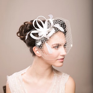 Bridal millinery headpiece with feathers, wedding fascinator with birdcage image 1