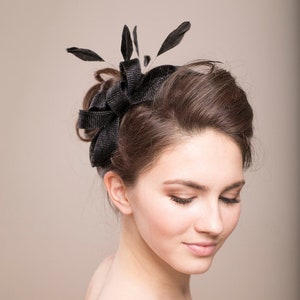 Modern feather fascinator, wedding guest fascinator in black, bridesmaid black headpiece, women feather fascinator image 1