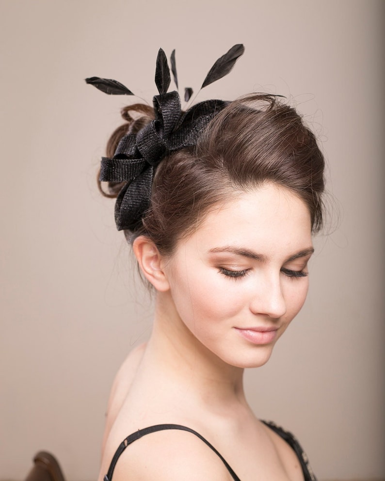 Modern feather fascinator, wedding guest fascinator in black, bridesmaid black headpiece, women feather fascinator image 1
