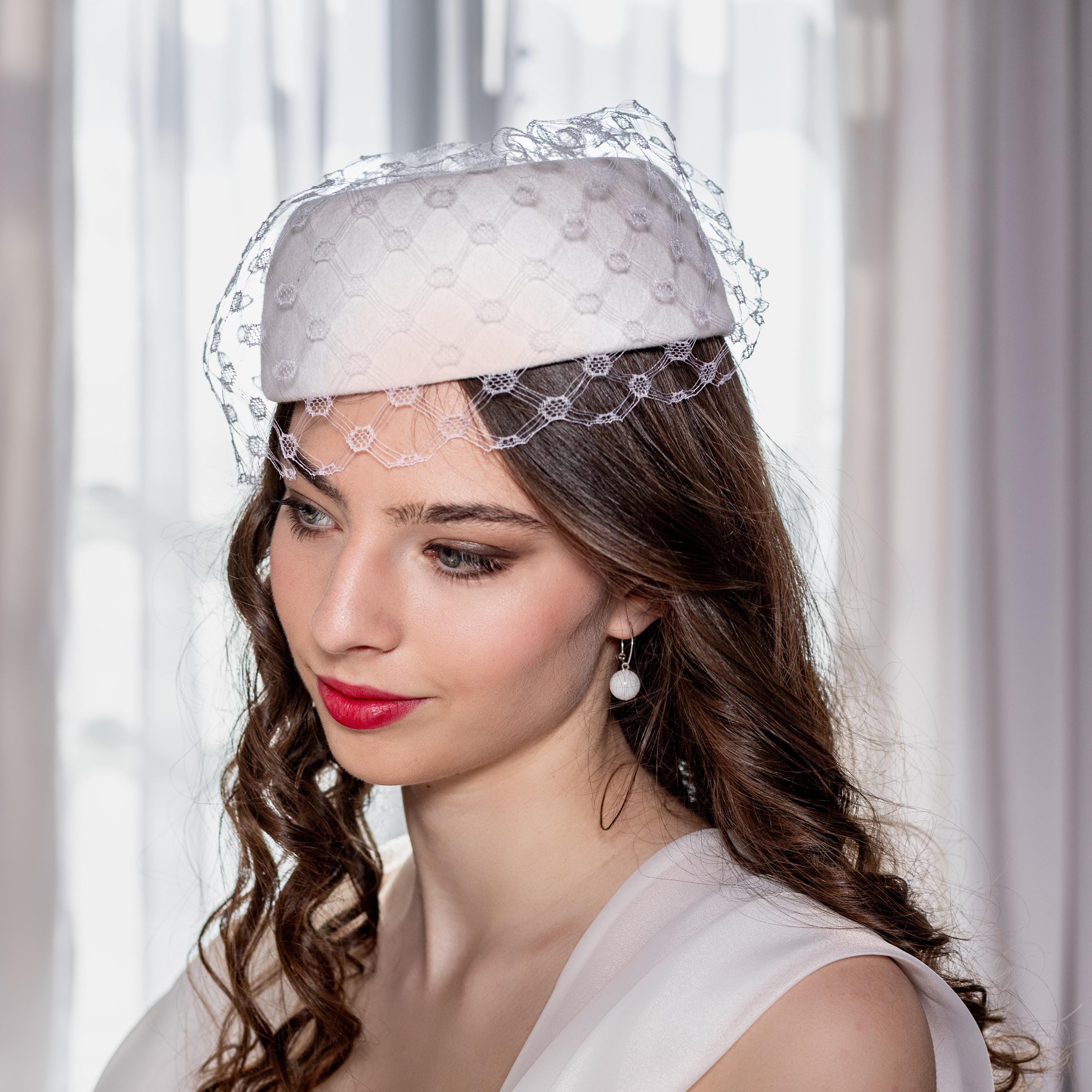 Pillbox Veil - Etsy display picture 1
