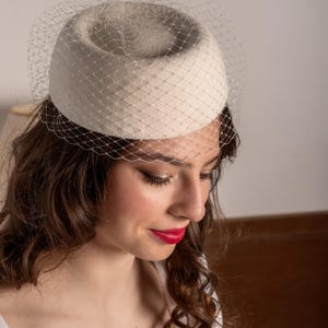Jackie O Veil - Etsy display picture 3