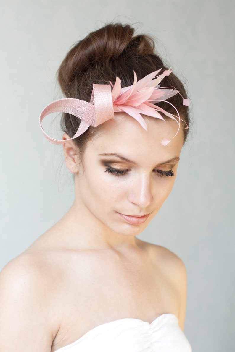 Powder rose fascinator with feathers, wedding feather headpiece in pale pink image 1