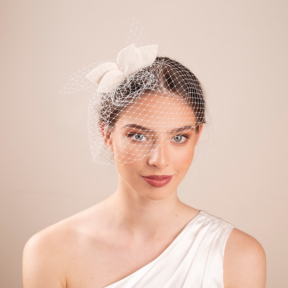 Bridal felt leaves fascinator with french birdcage in creamy ivory, modern bridal fascinator with short bridal birdcage