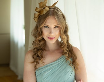 Gold party fascinator on headband, wedding guest fascinator, sculptural woman fascinator, couture millinery headpiece on double headband