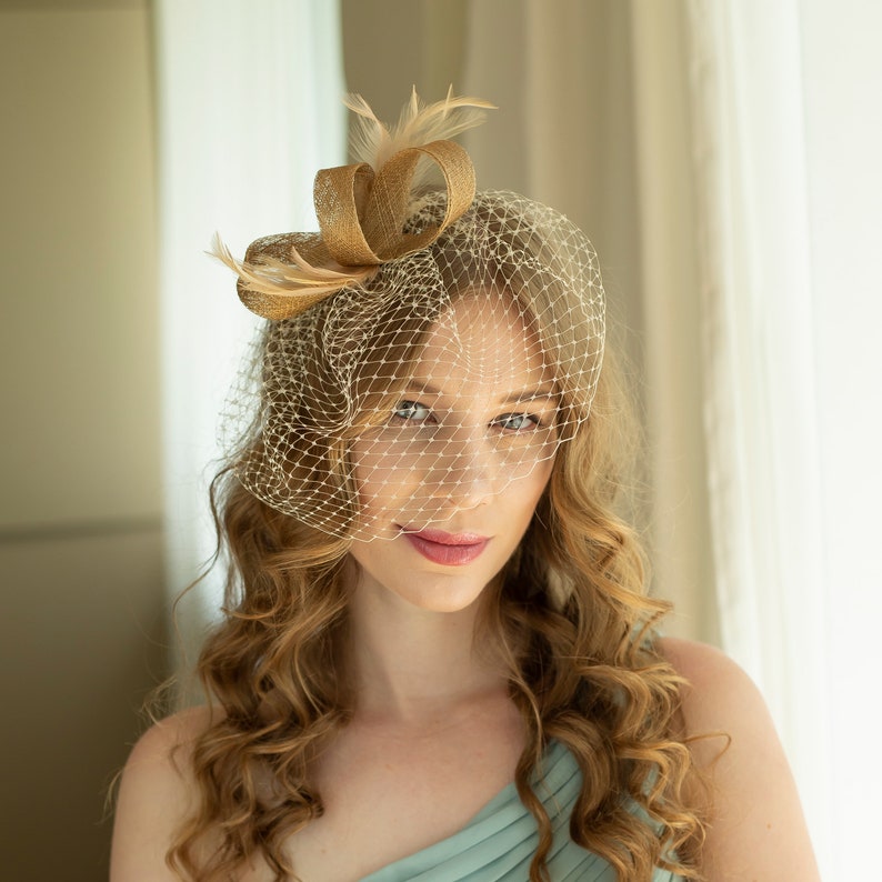 Gold fascinator with beige feathers and birdcage veil, gold wedding guest fascinator, modern millinery headpiece image 2