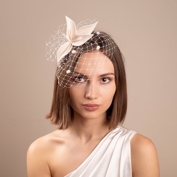Ivory Flower Bridal Headpiece With Birdcage – Birdcage  display picture 2