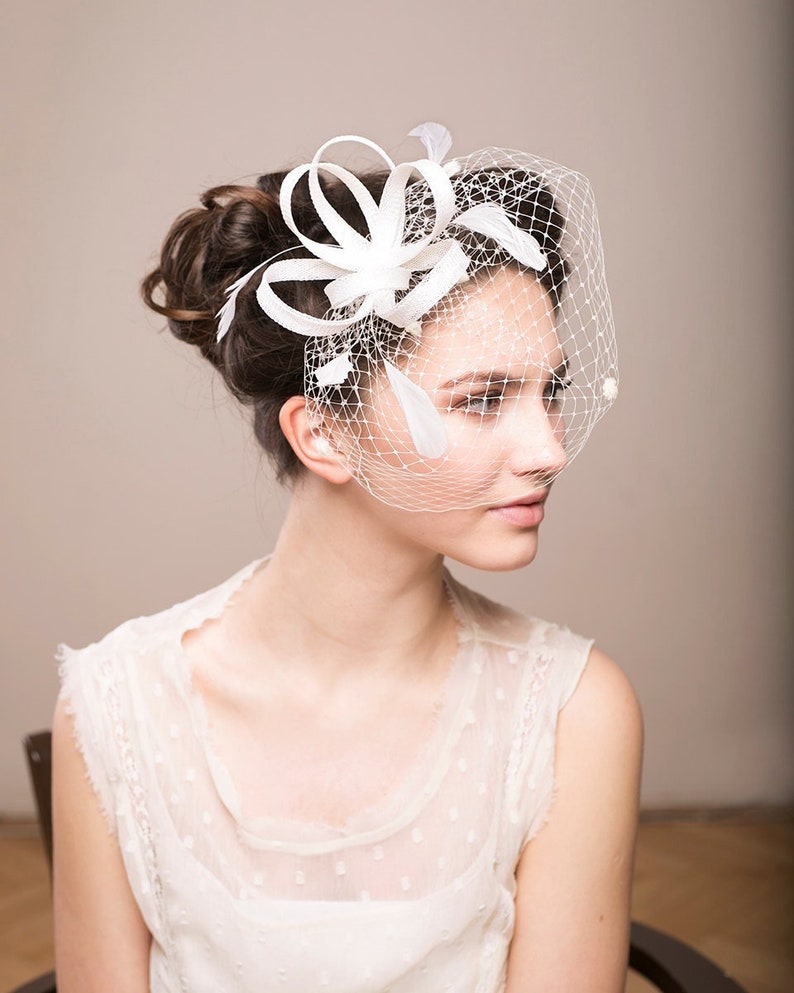 Bridal millinery headpiece with feathers, wedding fascinator with birdcage image 1