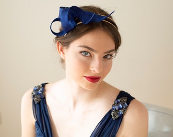 Bibi bleu royal de mariage sur double bandeau, casque bleu d'invité de mariage, bibi tourbillon pour femmes, bibi sculptural de chapellerie