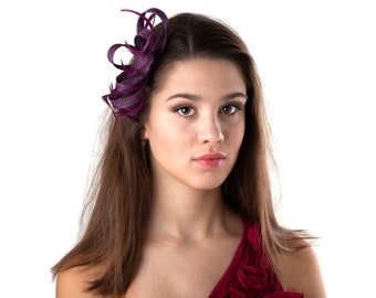 Aubergine curled feather fascinator, wedding guest fascinator in eggplant, women fascinator in eggplant, handmade elegant headpiece