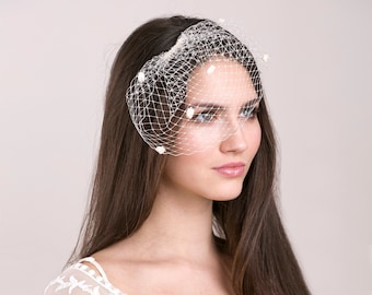 Petite birdcage veil, dotted bridal blusher veil, short birdcage with chenille dots, french birdcage blusher veil