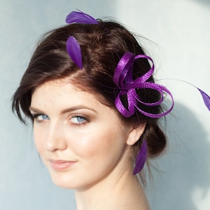 Wedding fascinator with feathers, sinamay loops on alligator clip, women feather fascinator in various colours