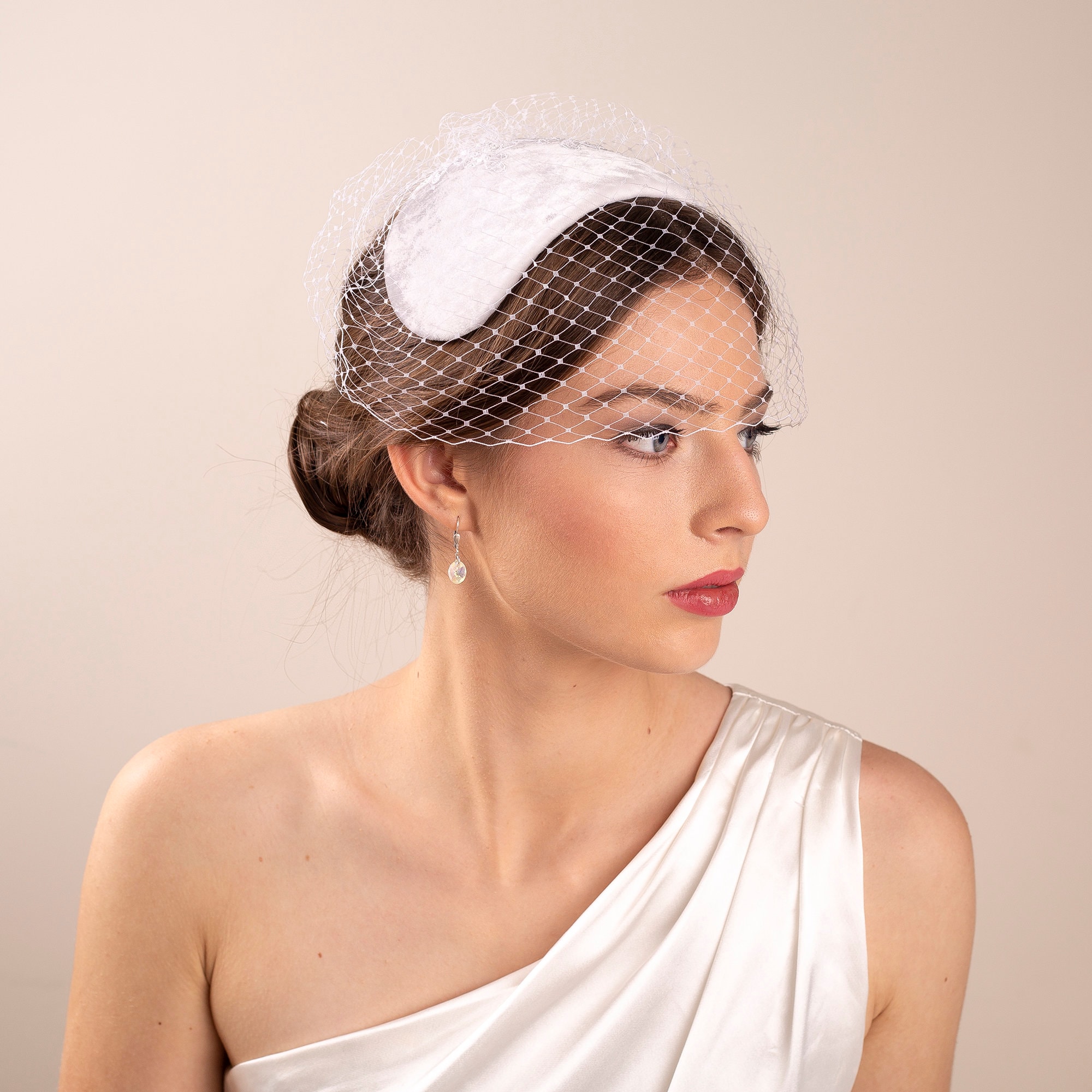 Wedding Fascinator Mini Hat – Silk Velvet Bridal Cap With