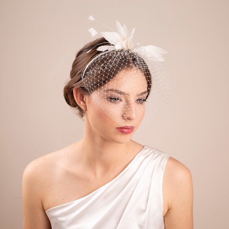 Bridal feather birdcage on a headband, Wedding feather headpiece with veil, bridal feather hairpiece, wedding birdcage veil image 2