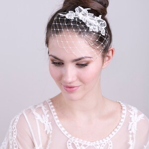 Petite lace birdcage veil, small veil with ivory silver lace, Wedding Veil image 2