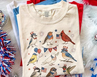 USA 250th Anniversary Bird Shirt, Patriotic American Birds Tee, Vintage Independence Day Animal Top, Comfort Colors® USA Gift Tee