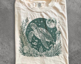 Y2K Sea Turtle Graphic Tee Gift, Ocean Moon Wildlife Shirt, Mystic Coastal Aesthetic Top, Comfort Colors® Animal Gift Tee