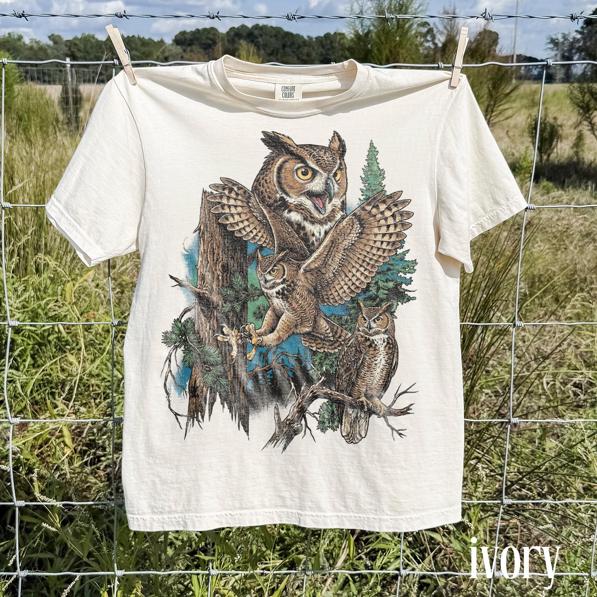 Vintage Owl Wildlife Graphic Tee, Forest Night Bird Shirt, Rustic Nature Woodland Style Top, Comfort