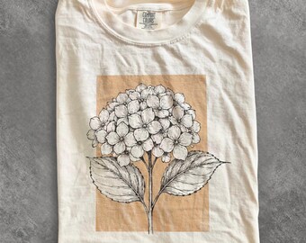 Vintage Hydrangea Floral Graphic Tee, Botanical Flower Garden Shirt, Cottagecore Nature Style Top, Comfort Colors® Floral Gift Tee